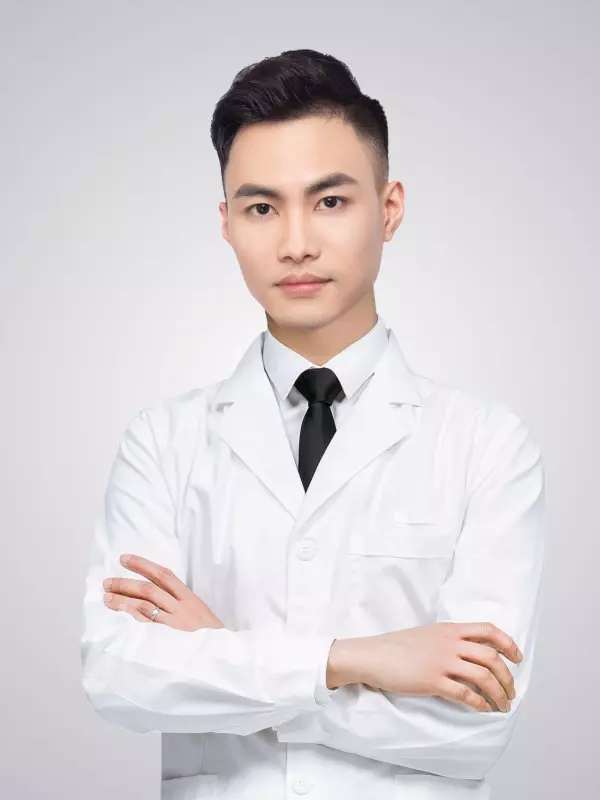 Dr. Wong Kam Fai