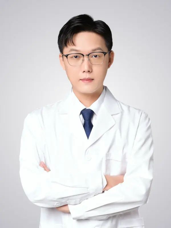 Dr. Lung Keung